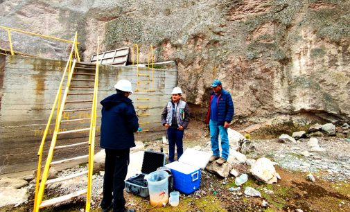 PEIMS Autodema realizó monitoreo de calidad de agua en la represa de Aguada Blanca